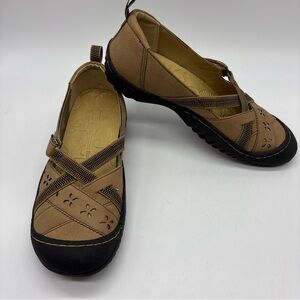 JBU Jambu Womens Slip On shoe Comet Taupe Vegan Leather 8M Floral Adjustable
